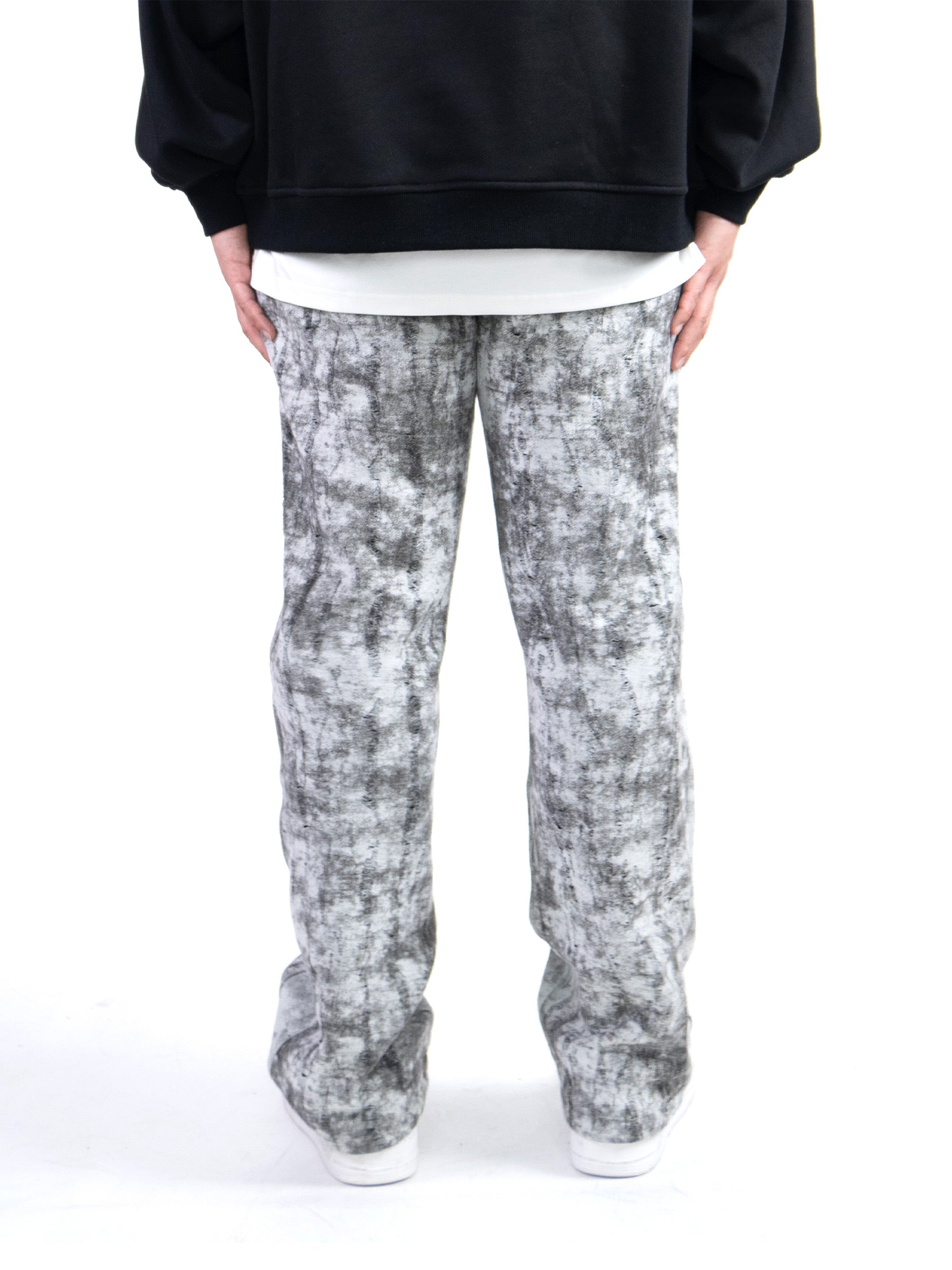 Distressed Sweatpant
