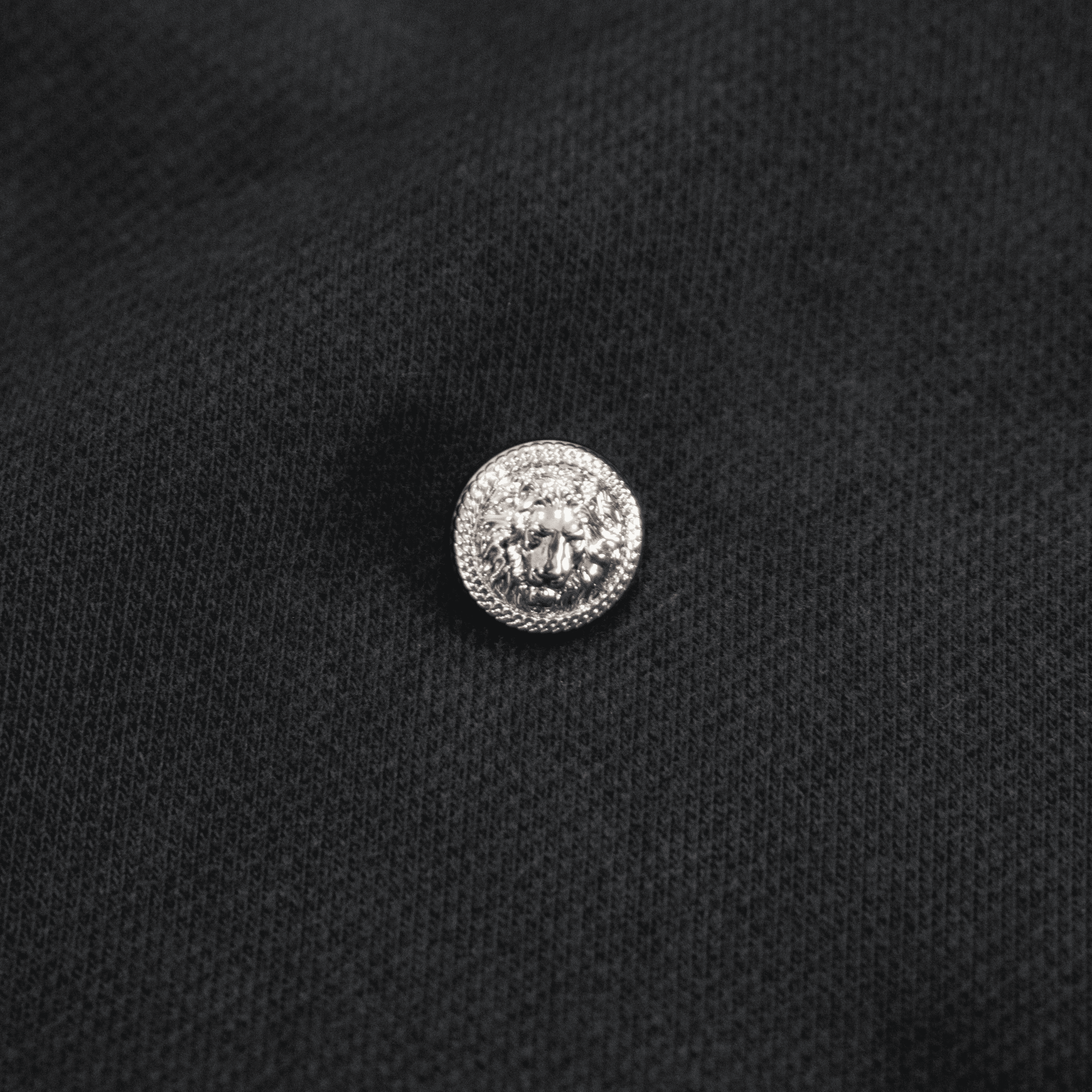 VINTAGE BLACK LAYERED CREWNECK