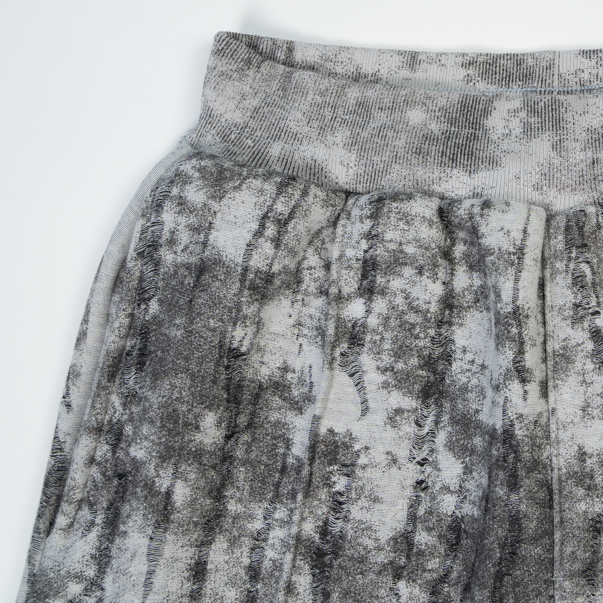 Distressed Sweatpant